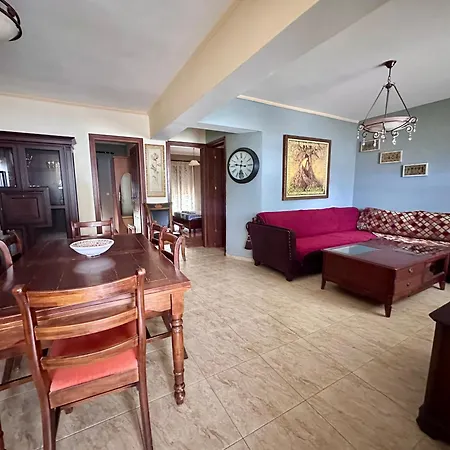 Sunny Retreat - Kefalos Stay With Patio Parking & Gym