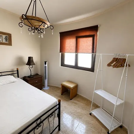 Holiday home Sunny Retreat - Kefalos Stay With Patio Parking & Gym