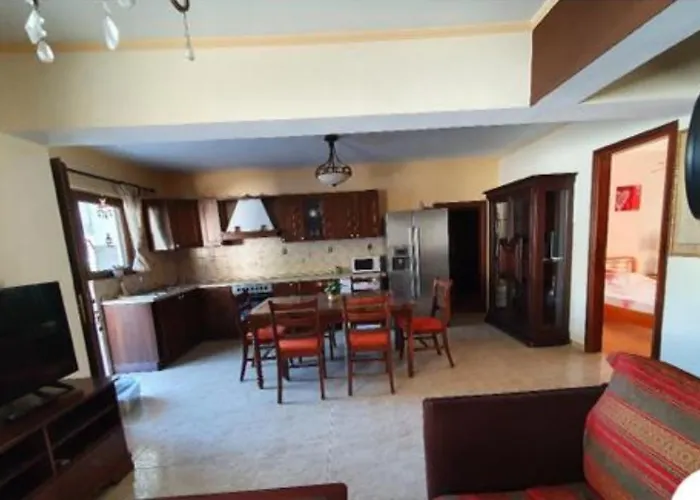 House Into A Paradise Of *