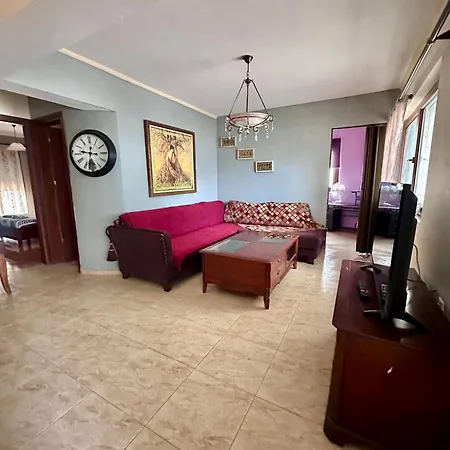 House Into A Paradise Of بيت للعطل